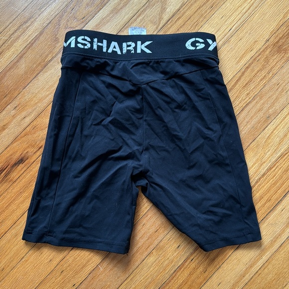 Gymshark Legacy Shorts - Picture 3 of 3